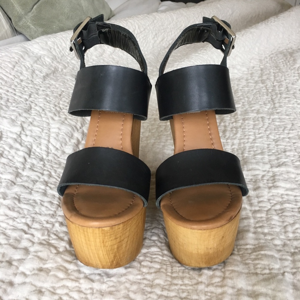 Steve Madden Size 6 Wedges!